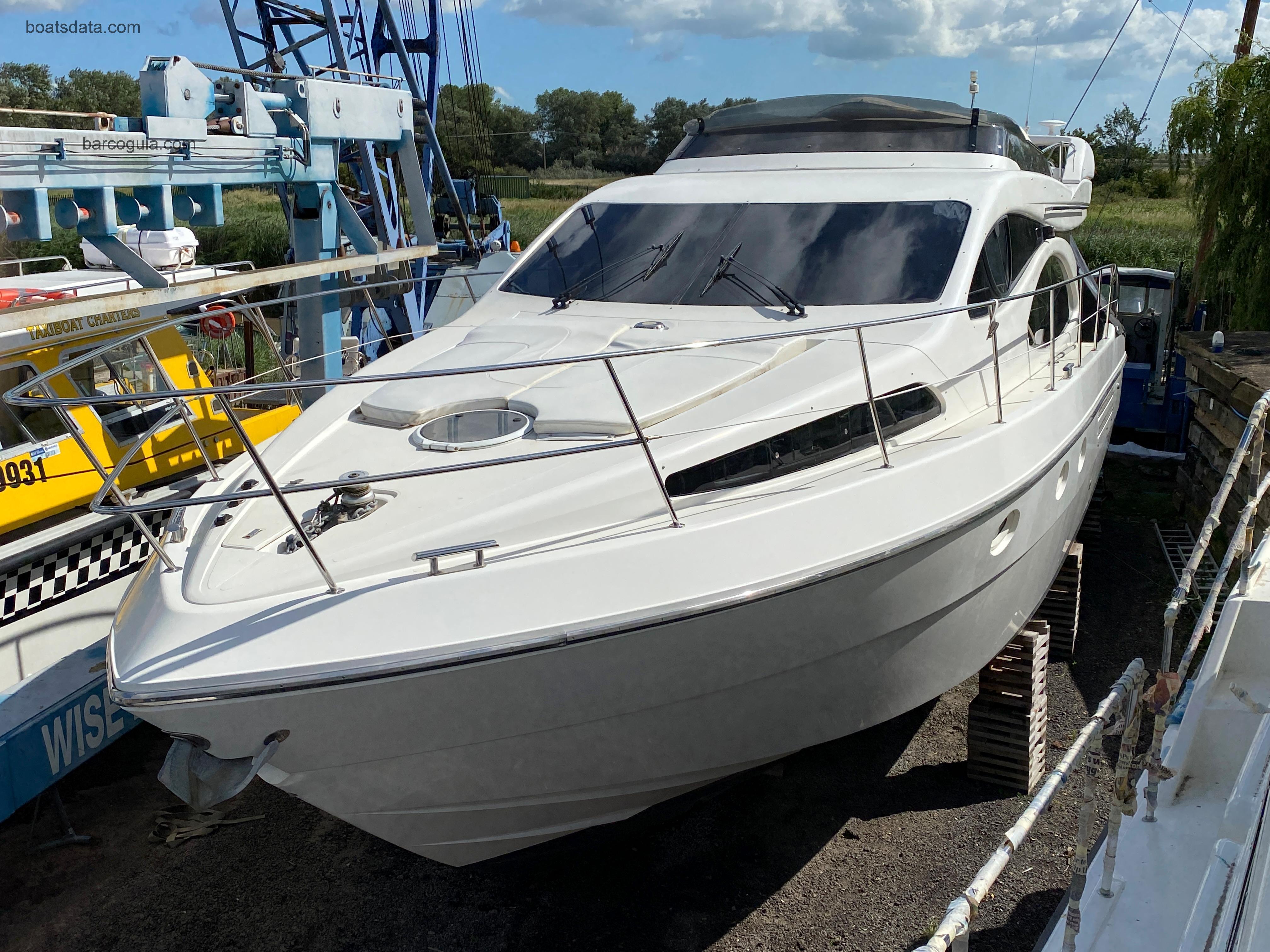 Azimut 46 Fly ficha tecnica