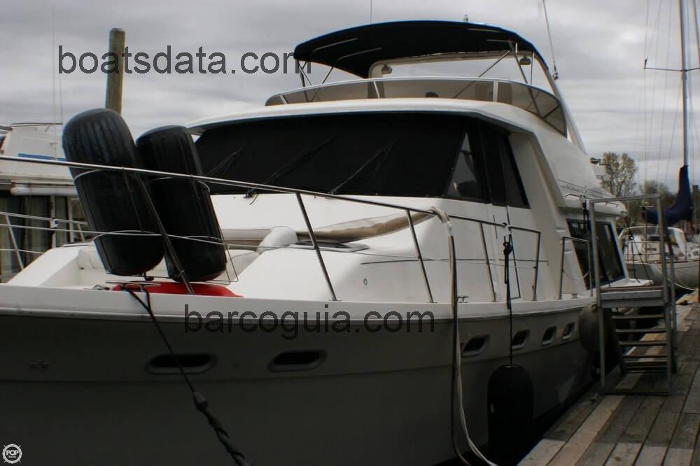 Bayliner 4788 avaliação e ficha técnica