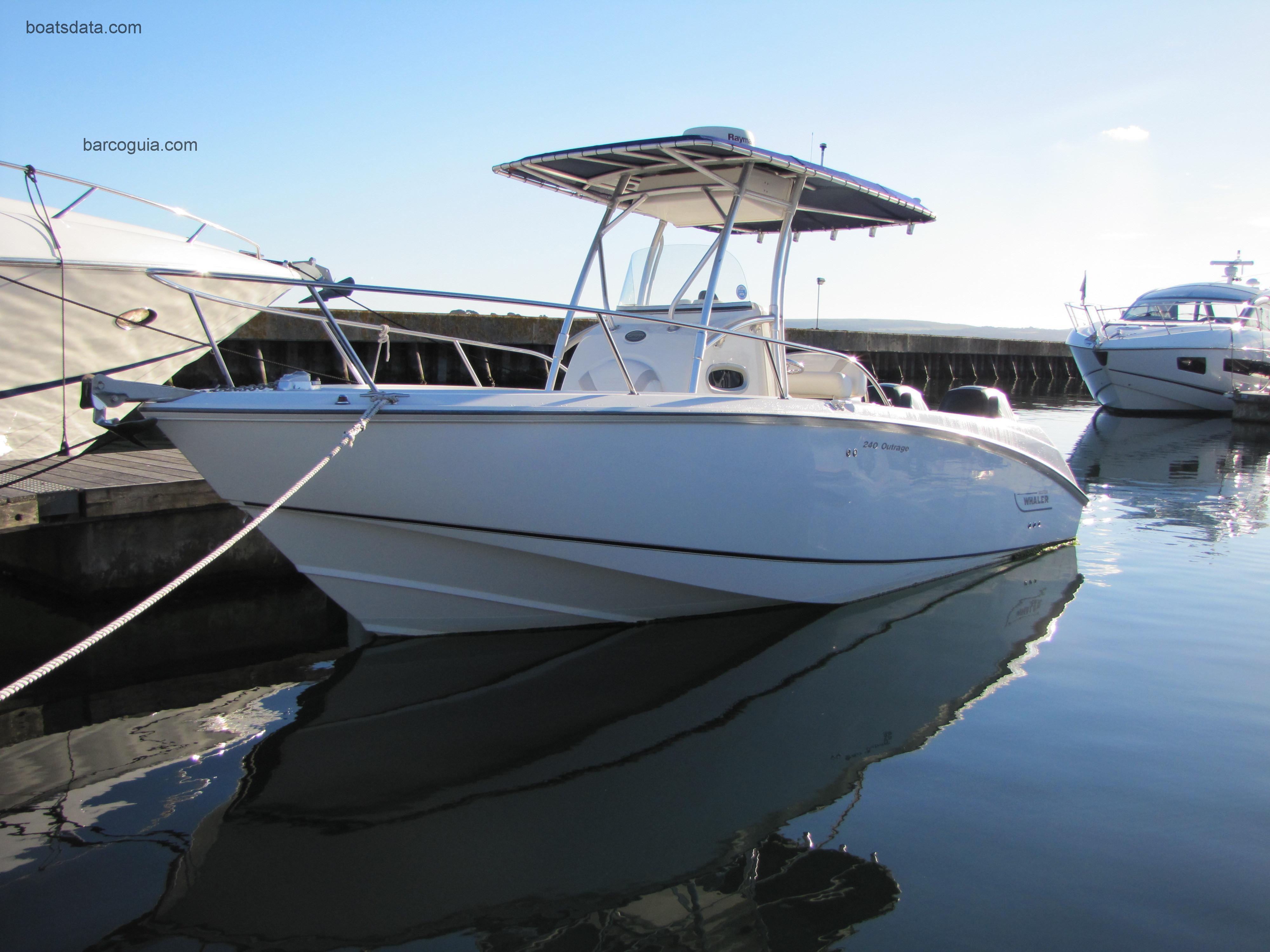 Boston Whaler 240 Outrage ficha tecnica 