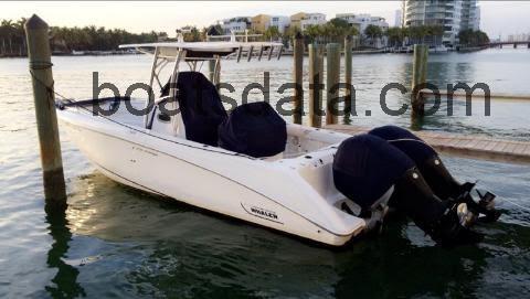 Boston Whaler 270 Outrage ficha tecnica 