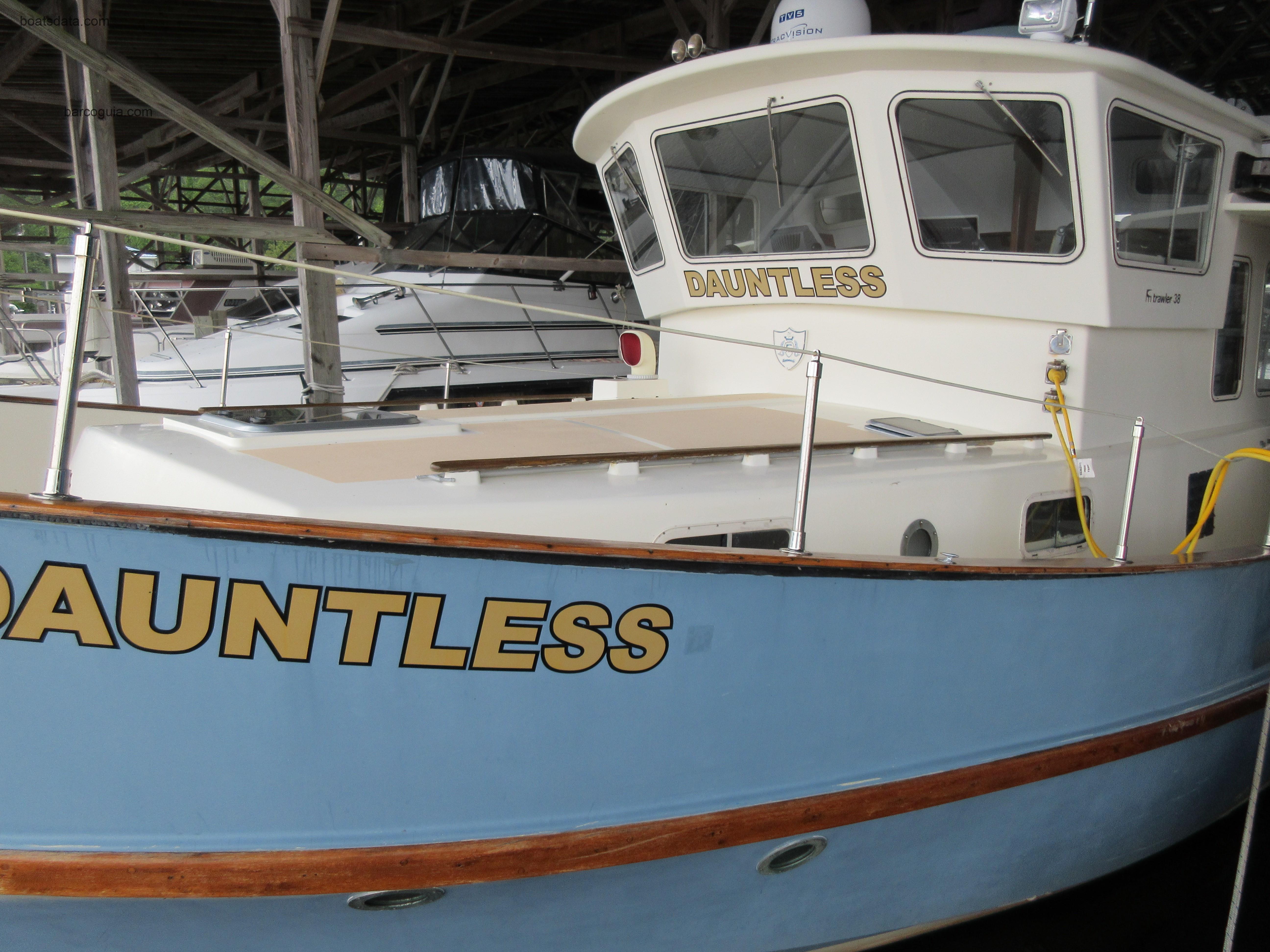 Fisher Trawler 38 ficha tecnica