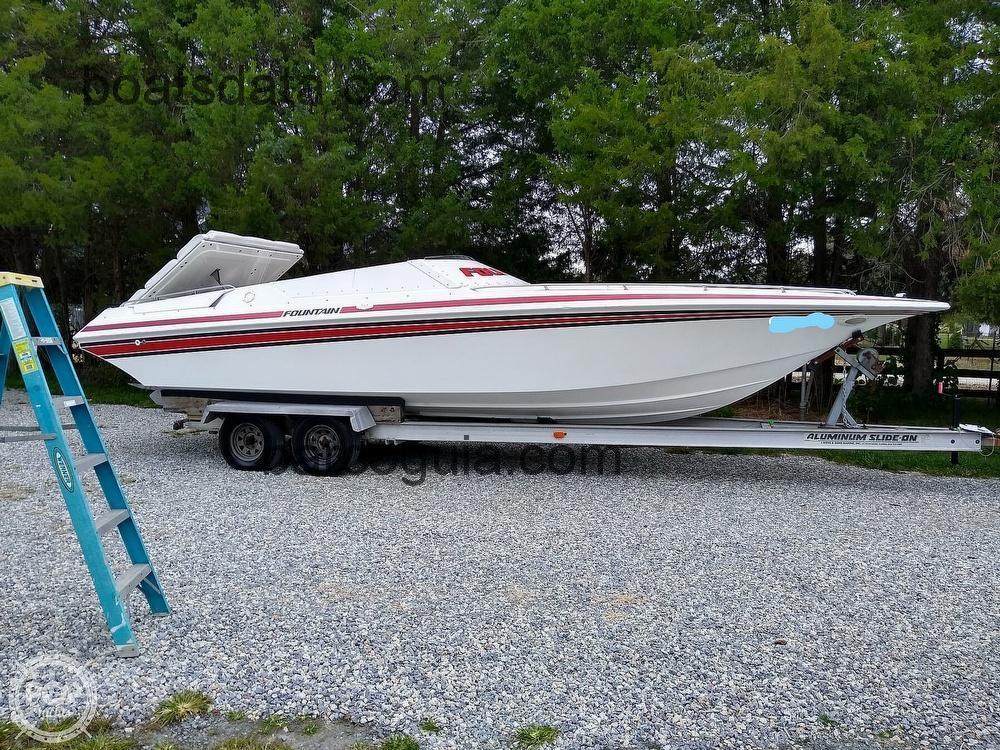 Fountain 27 Fever ficha tecnica