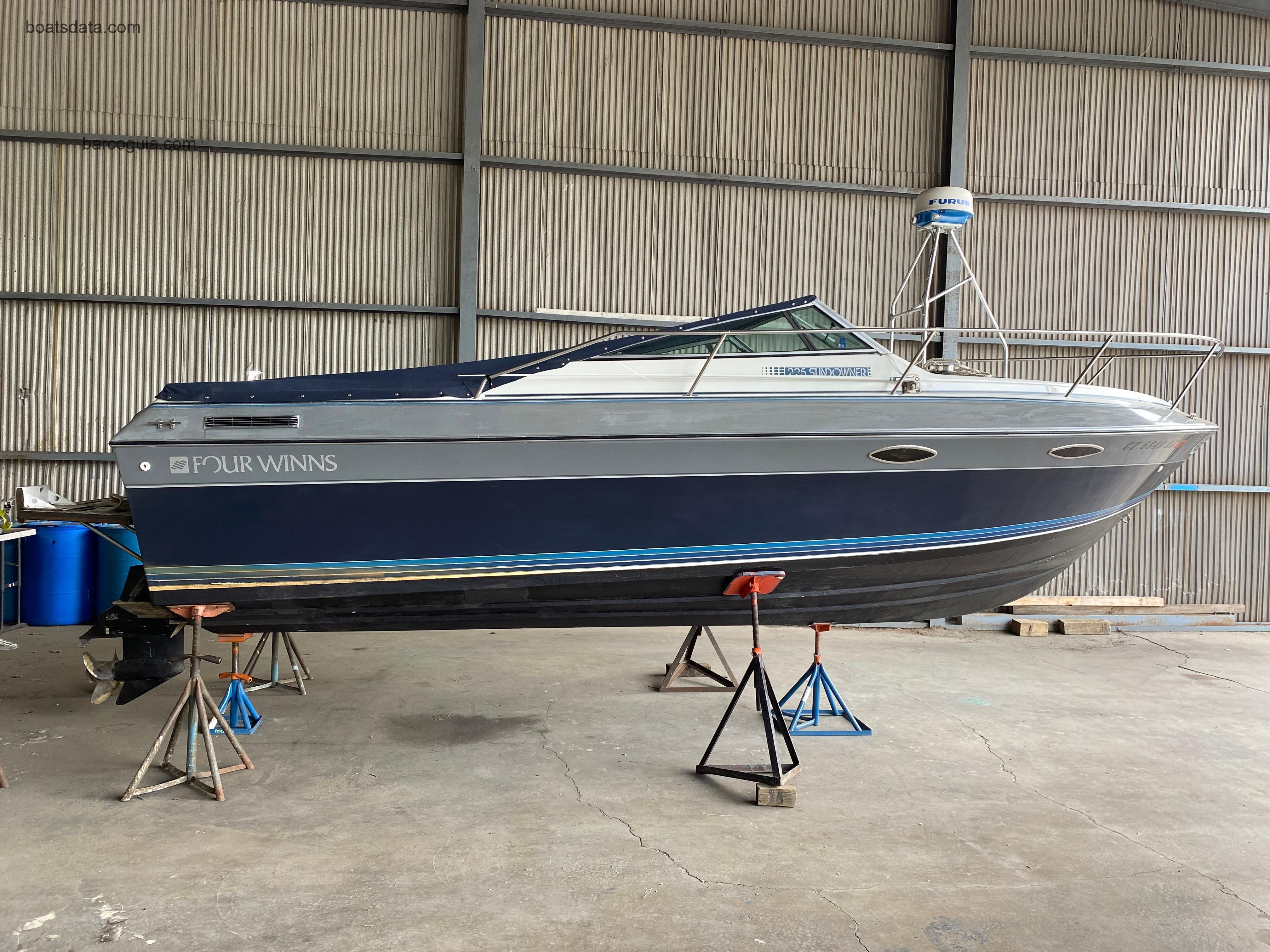 Four Winns 225 Sundowner ficha tecnica 