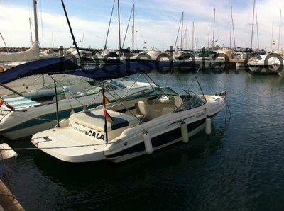 Rinker Captiva 212 Bowrider avaliação e ficha técnica