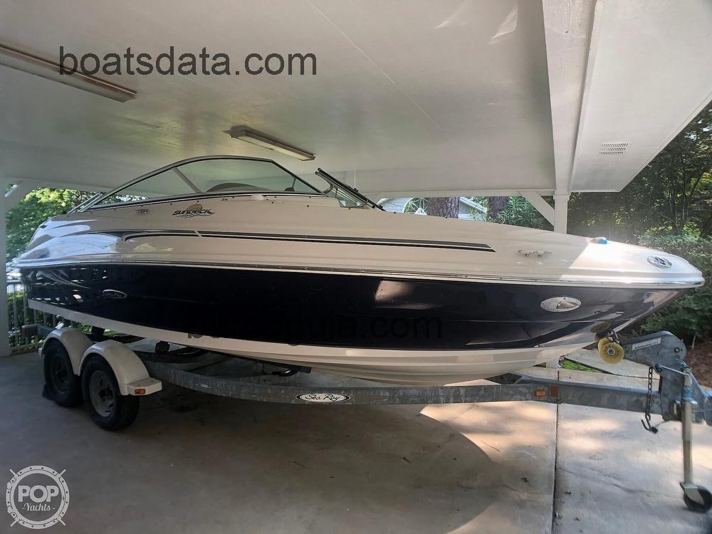 Sea Ray 200 Sundeck avaliação e ficha técnica